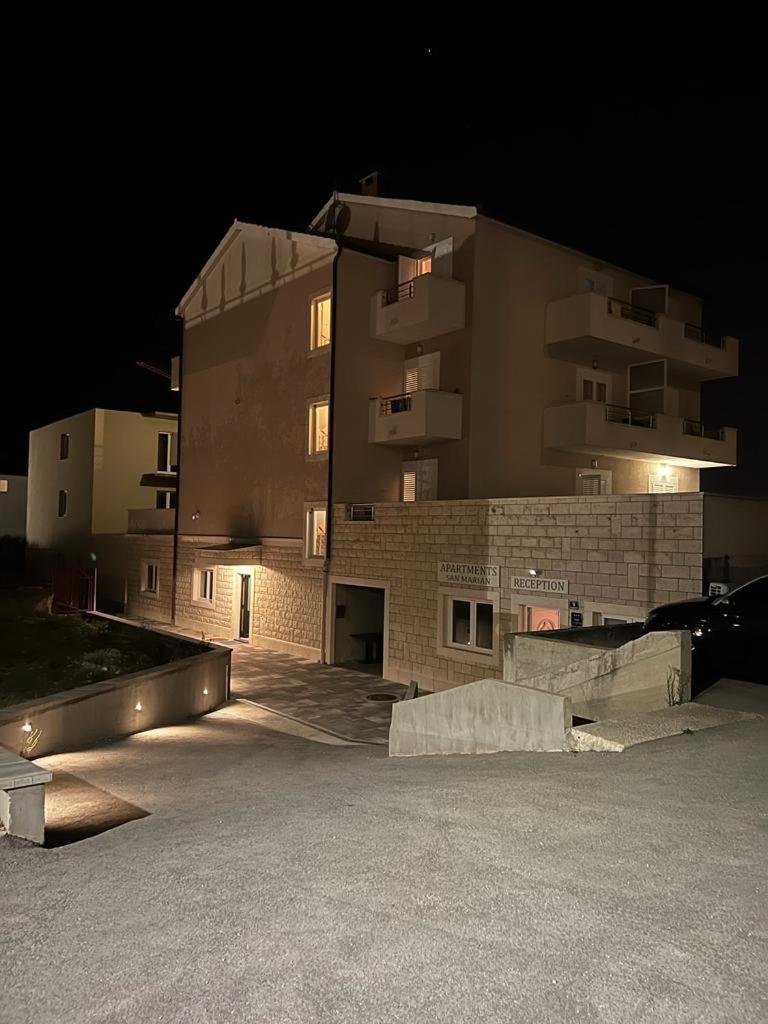 Antonio Apartmani Podstrana Exteriör bild
